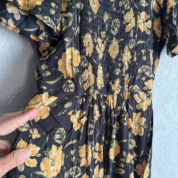 Abercrombie & Fitch Mini Dress Floral Y2K Rayon Grey Gold Smocked Boho XS - Picture 6 of 6